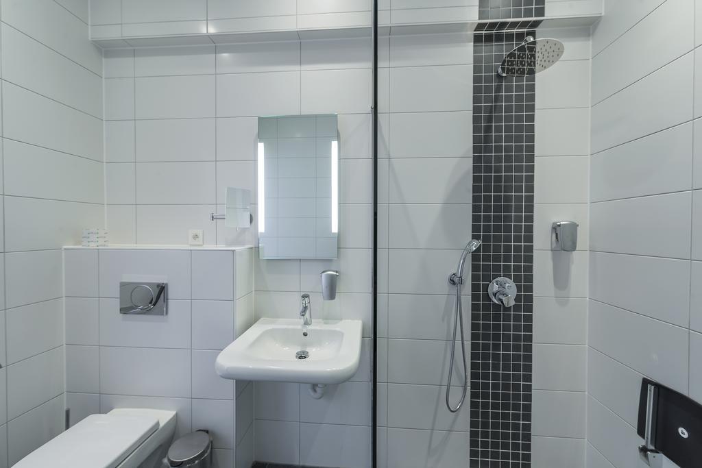 Hotel De Boskar Neerpelt Kamer foto